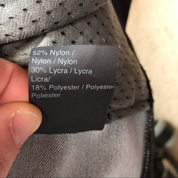 RYU zip up jacket - Picture 6 of 9